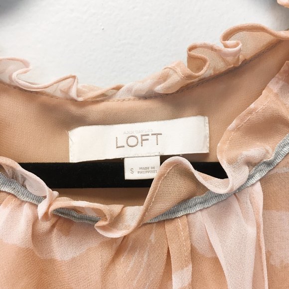 Ann Taylor Loft Blouse - Picture 4 of 5